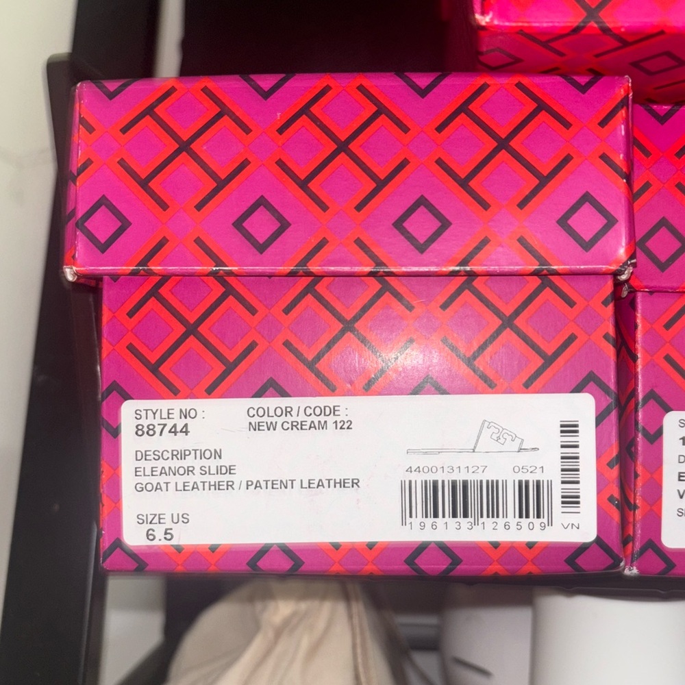 Tory Burch Eleanor slides - Picture 4 of 5